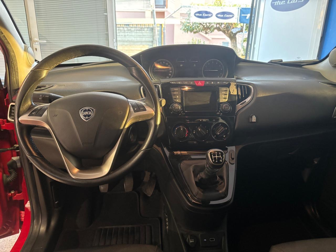 Lancia Ypsilon 1.2 69 CV 5 porte GPL Ecochic Gold
