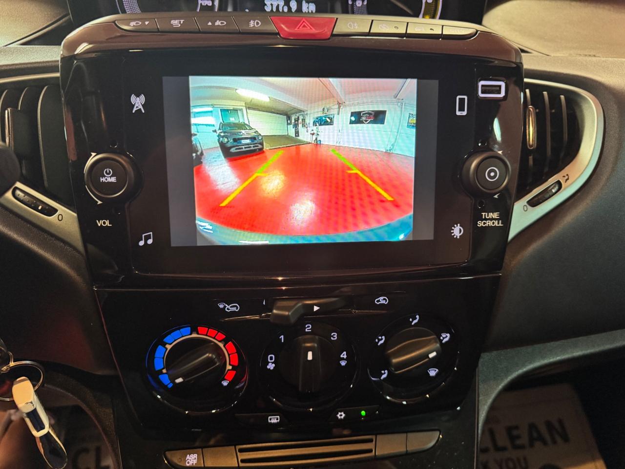 Lancia Ypsilon 1.0 FireFly 5 porte PREZZO VERO