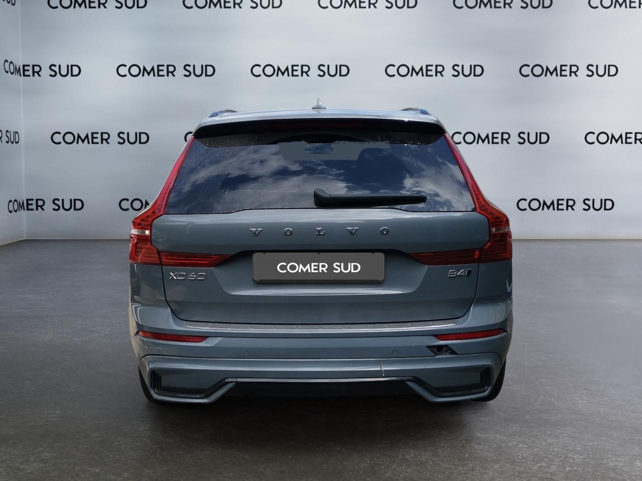 VOLVO XC60 II - XC60 N1 2.0 B4 d Ultimate Dark awd auto
