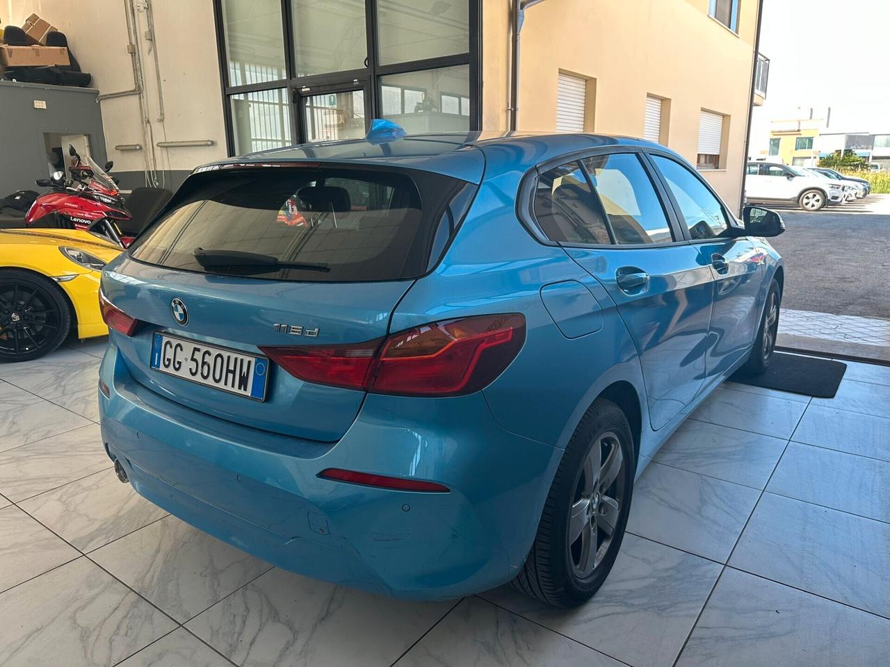 Bmw 116 116d 5p. Business Advantage - Permute