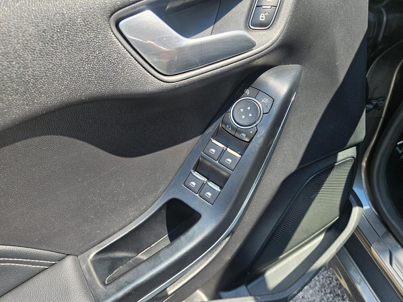 Ford Fiesta 1.5 TDCi 5 porte ST-Line