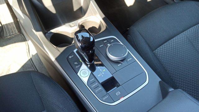 BMW 116 i 5p. Advantage Aut.