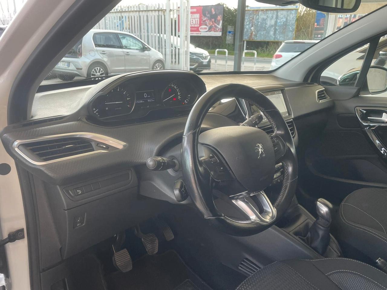 Peugeot 208 1.2 PureTech 82 5 porte Allure