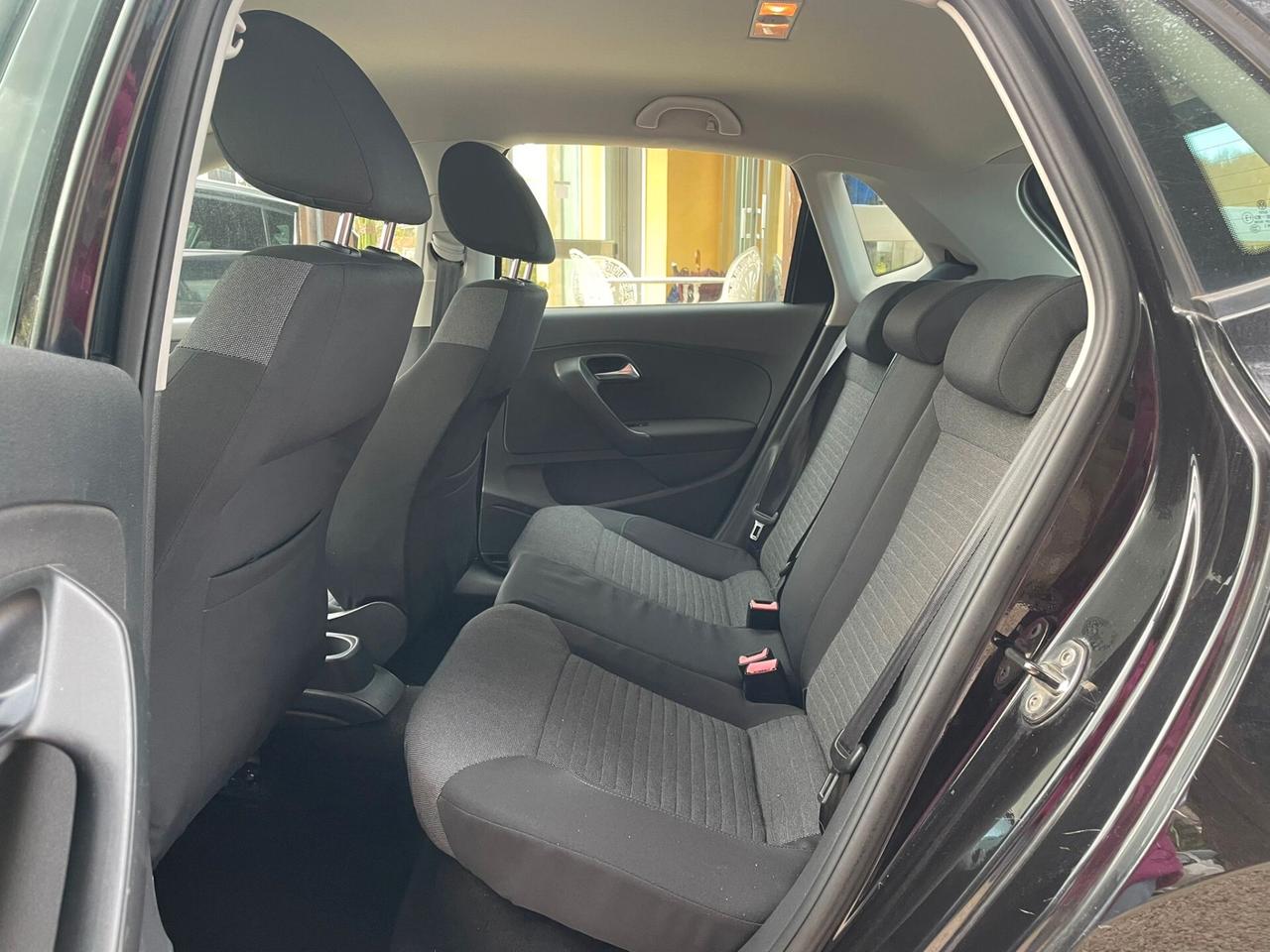 VOLKSWAGEN POLO 1.6 TDI - 2010