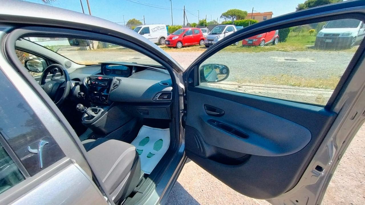 Lancia Ypsilon 1.2 69 CV 5 Porte GPL Euro6