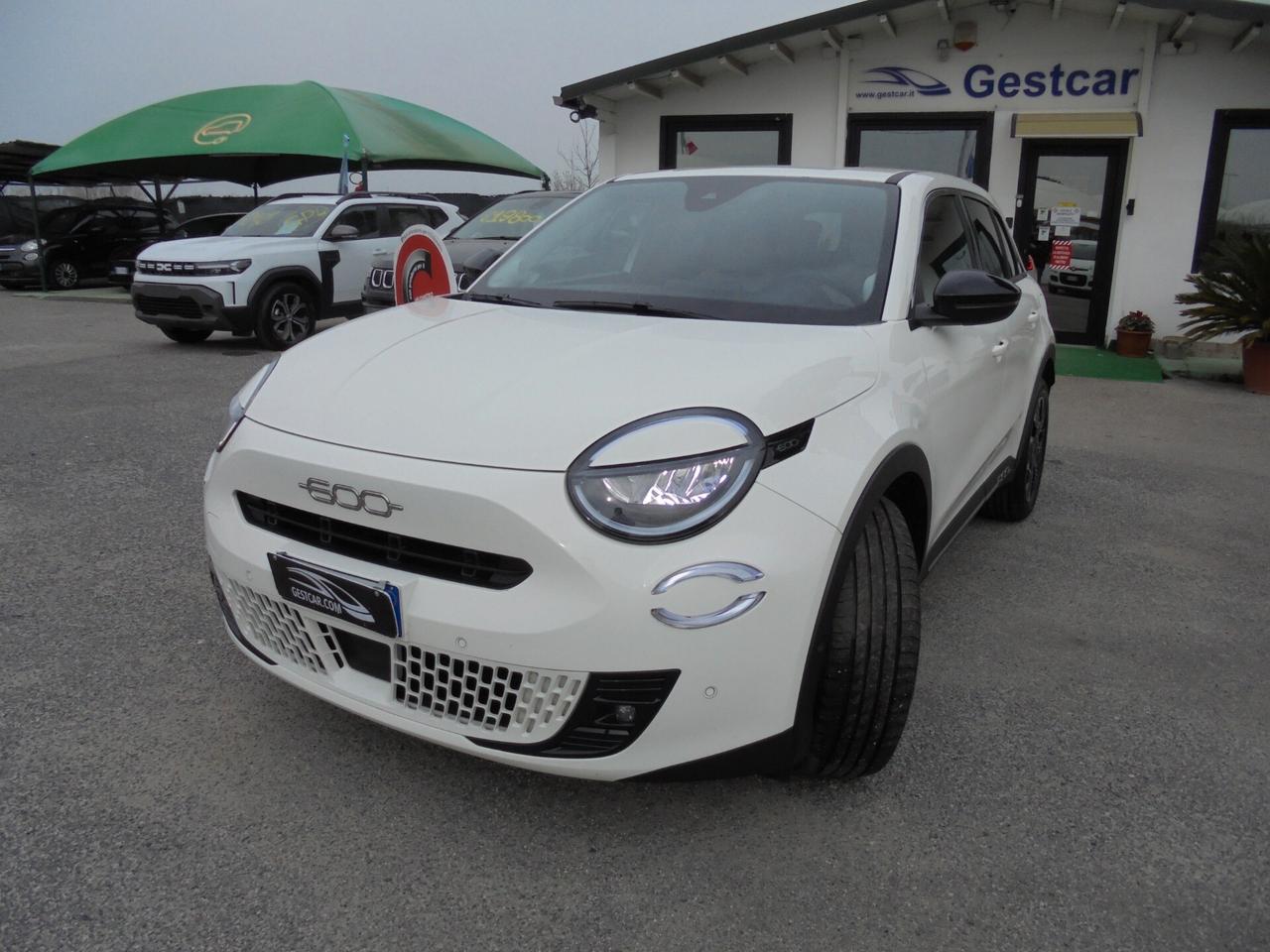 Fiat 600 Hybrid 110 CV DCT MHEV La Prima