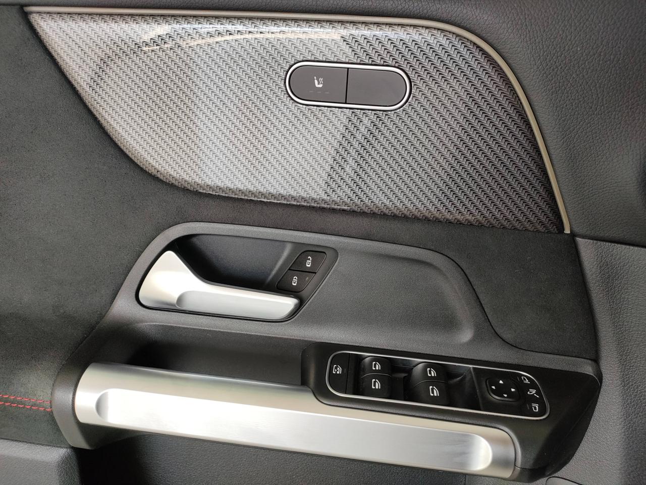 Mercedes-Benz GLB - X247 2019 - GLB AMG 35 4matic auto