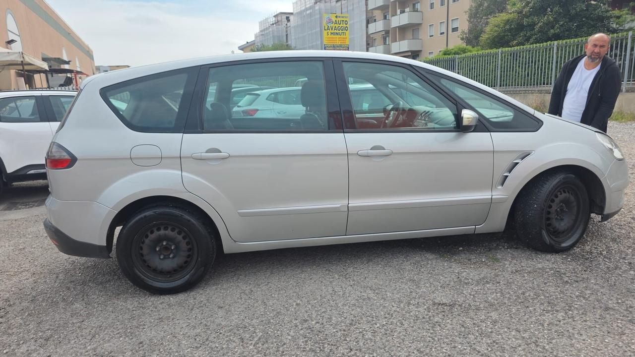 Ford S-Max 2.0 TDCi 140CV Titanium 7 posti