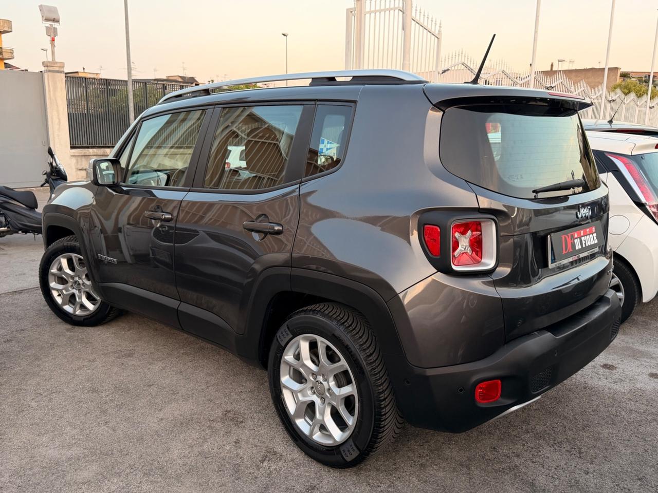 Jeep Renegade 1.6 Mjt 120CV Limited NAVI