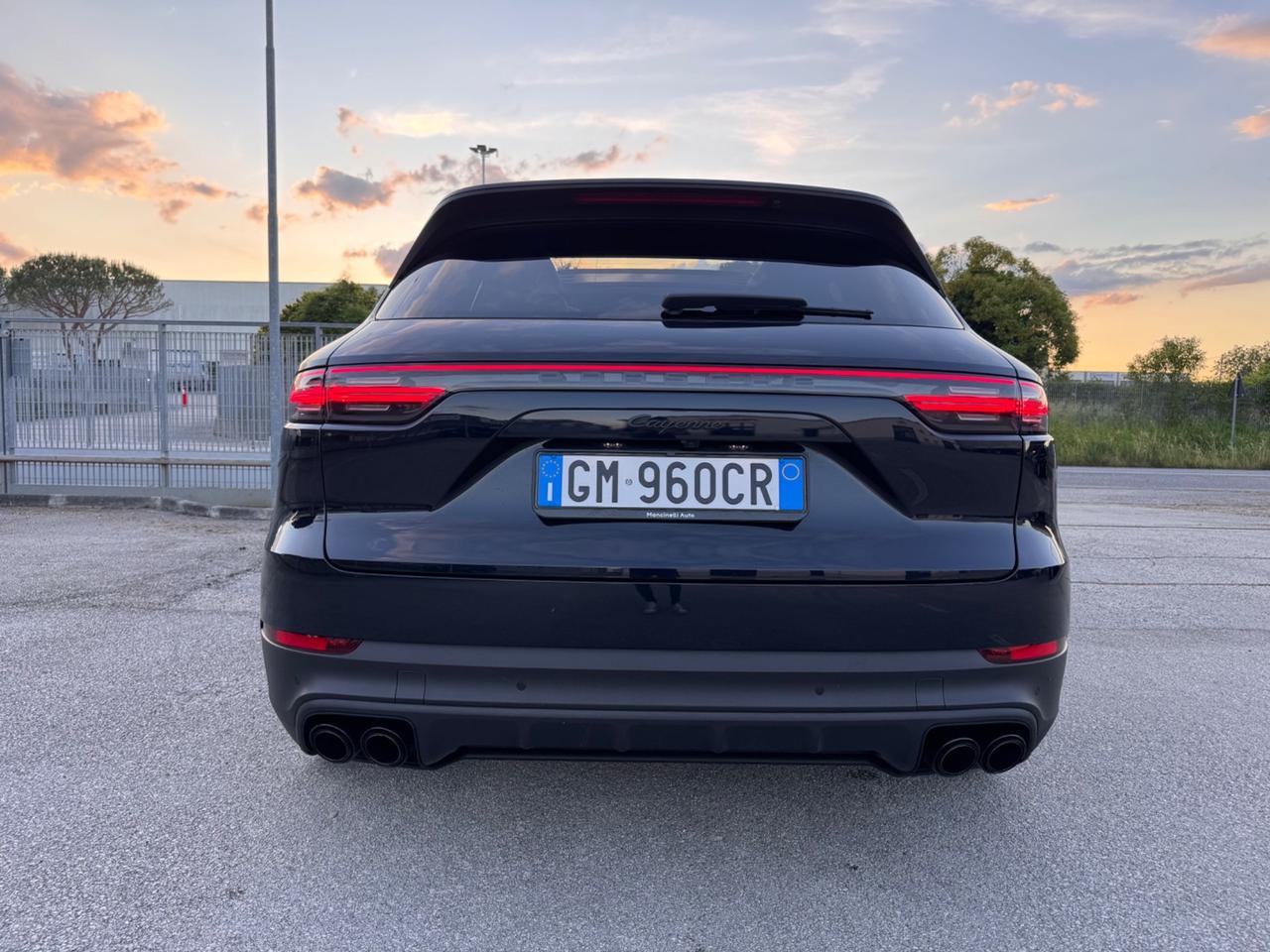 Porsche Cayenne 3.0 V6 E-Hybrid Platinum Edition