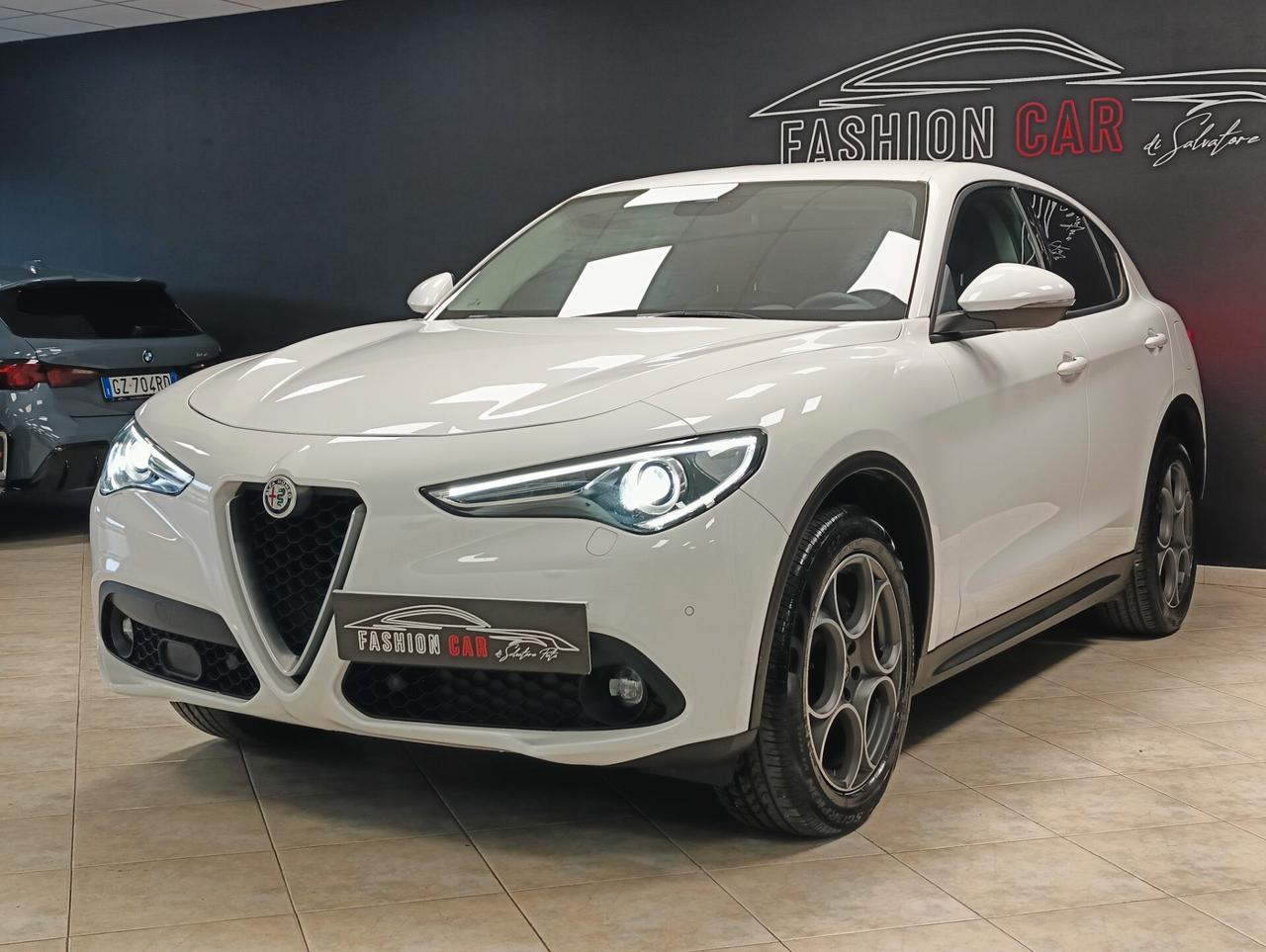 Alfa Romeo Stelvio 2.2 Turbodiesel 210 CV AT8 Q4 Super