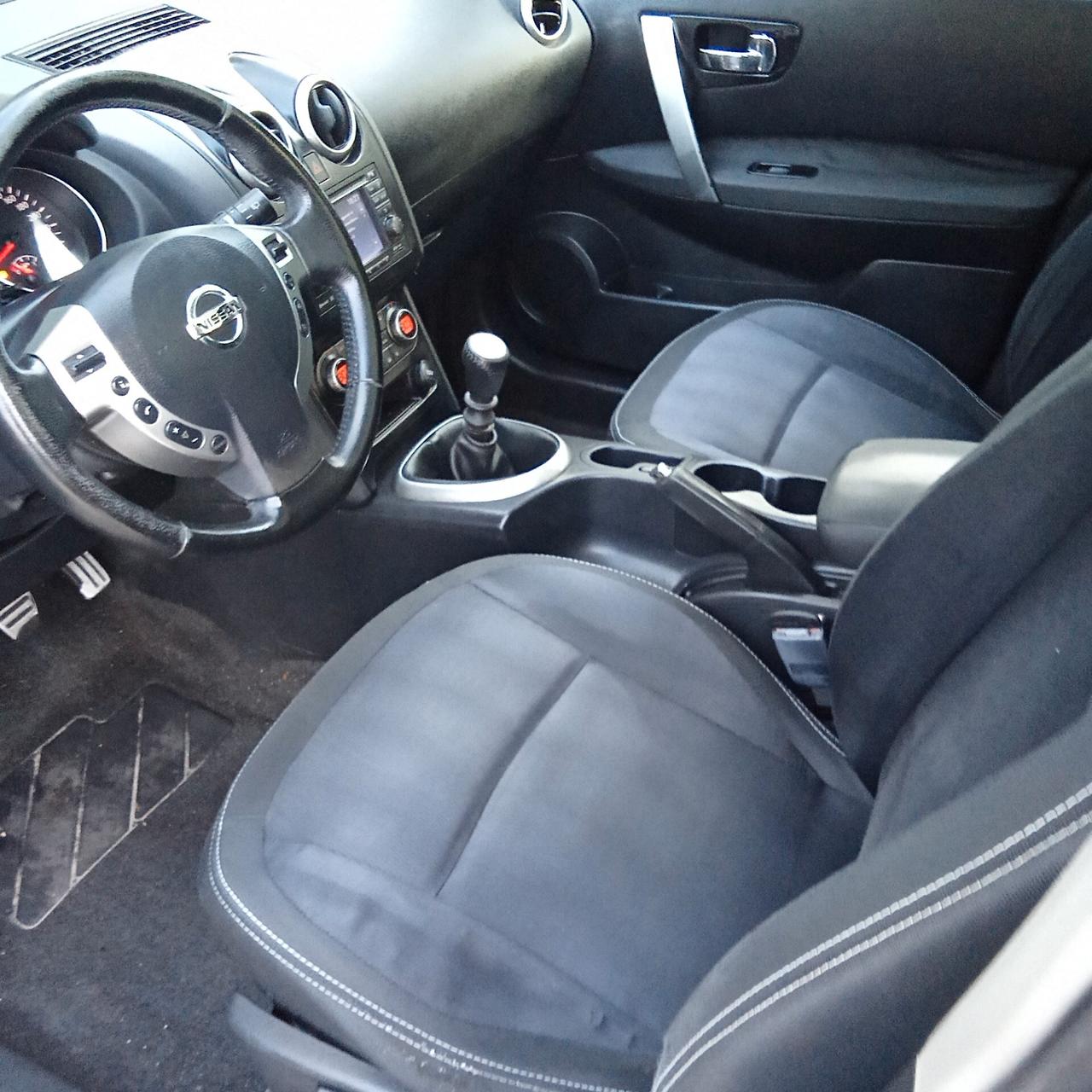 Nissan Qashqai 1.5 dCi DPF n-tec 011
