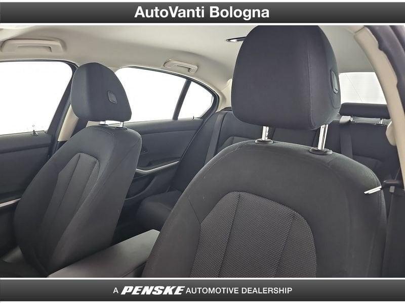 BMW Serie 3 316d mhev 48V auto