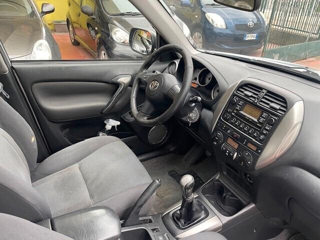 Toyota RAV 4 RAV4 2.0 Tdi D-4D cat 5 porte, AUTOCARRO 4 POSTI!!