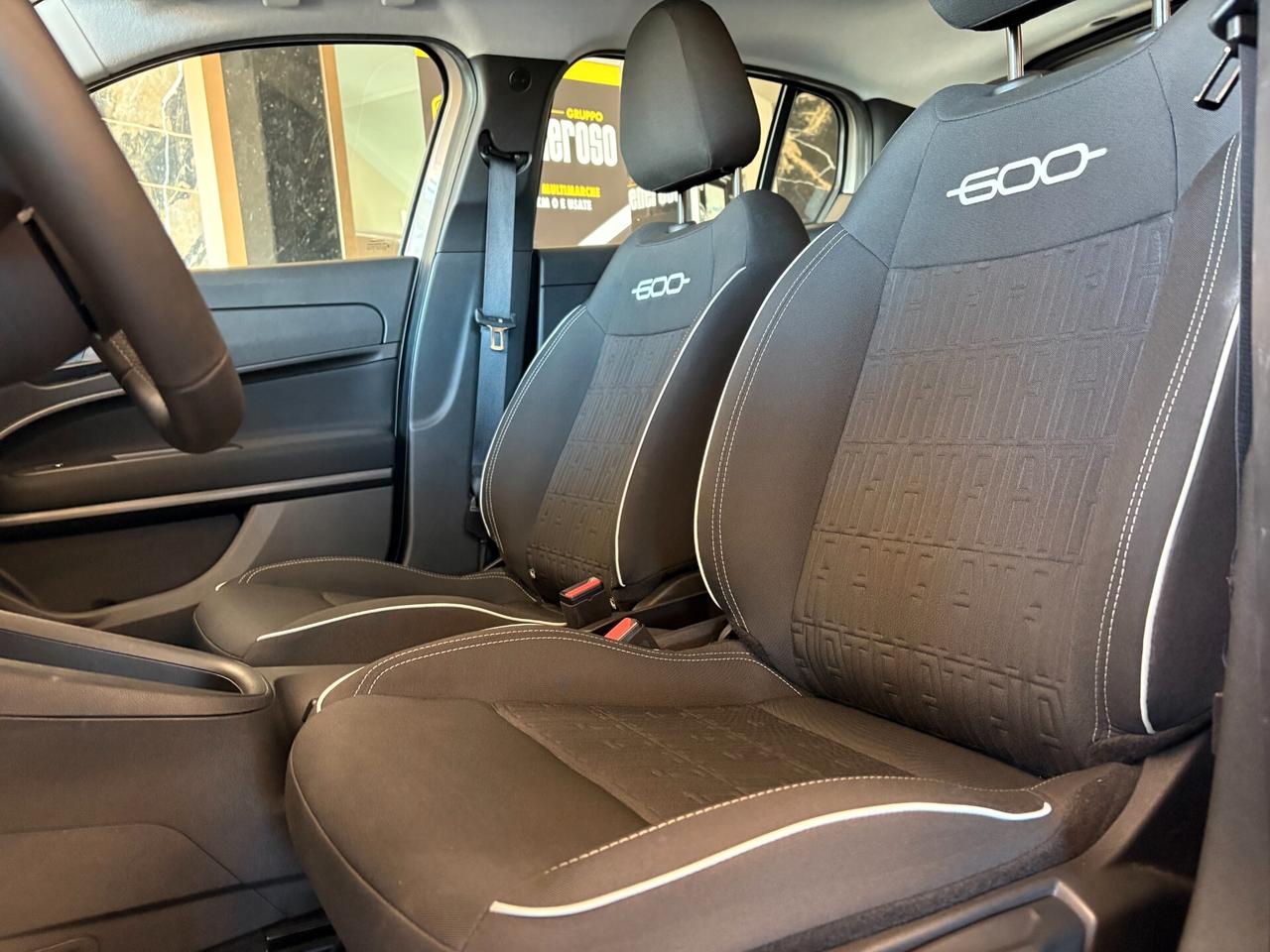 Fiat 600 Hybrid 110 CV DCT MHEV