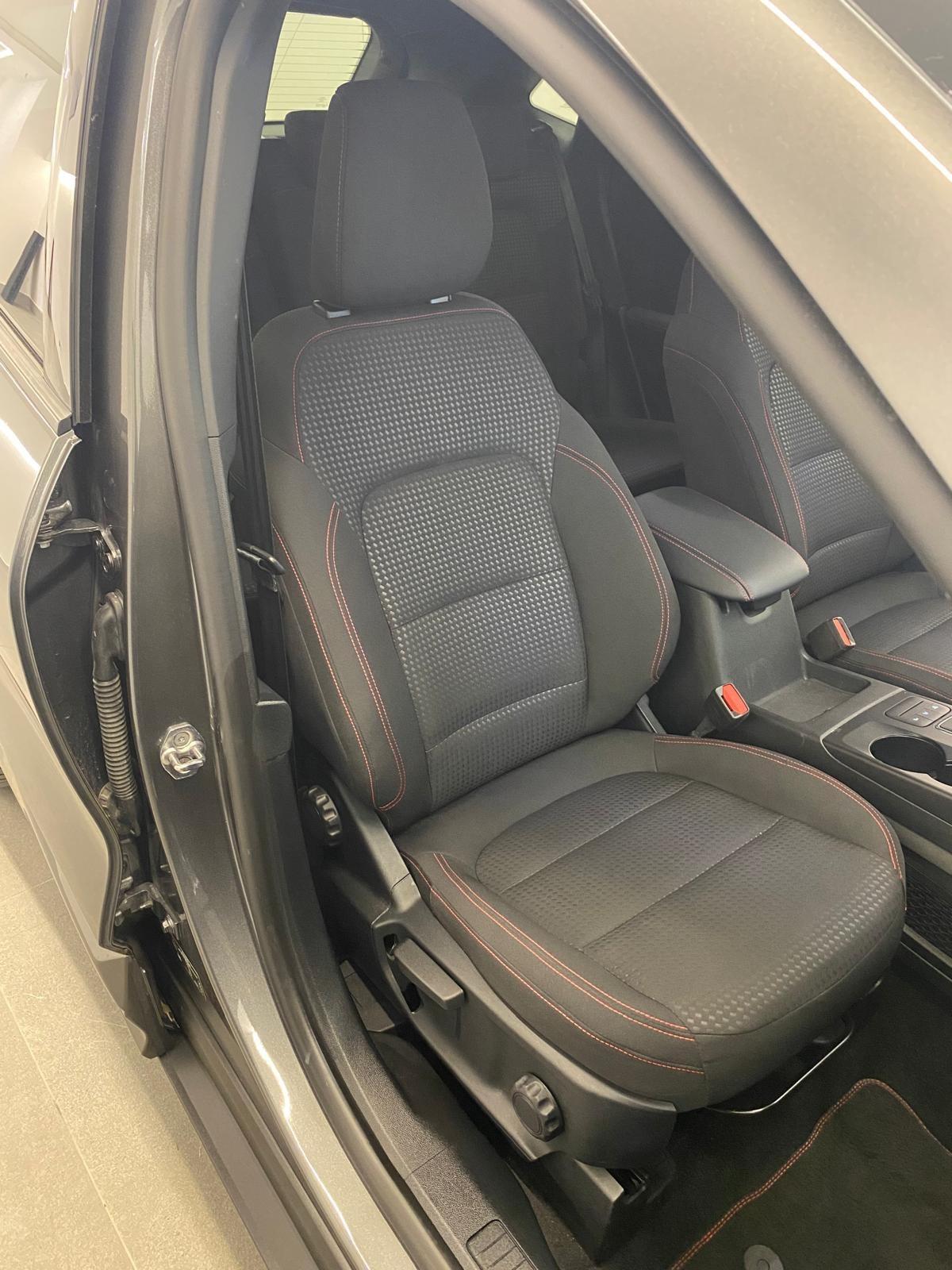 Ford Kuga 2.0 EcoBlue 120 CV aut. 2WD ST-Line