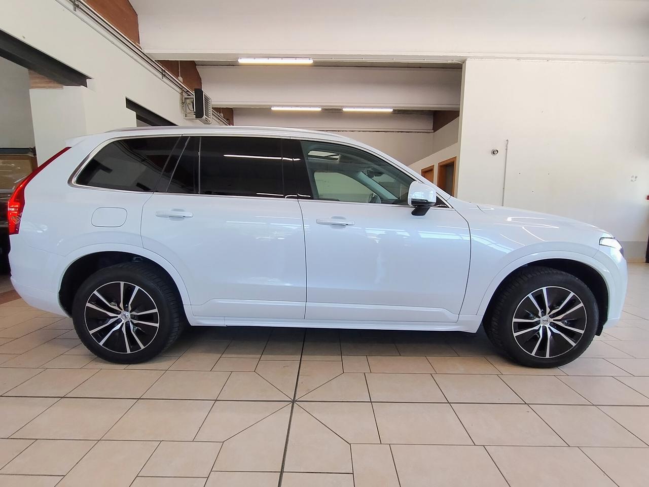 Volvo XC90 2.0 b5 Momentum Pro AWD 7pti TETTO 360 LED ACC