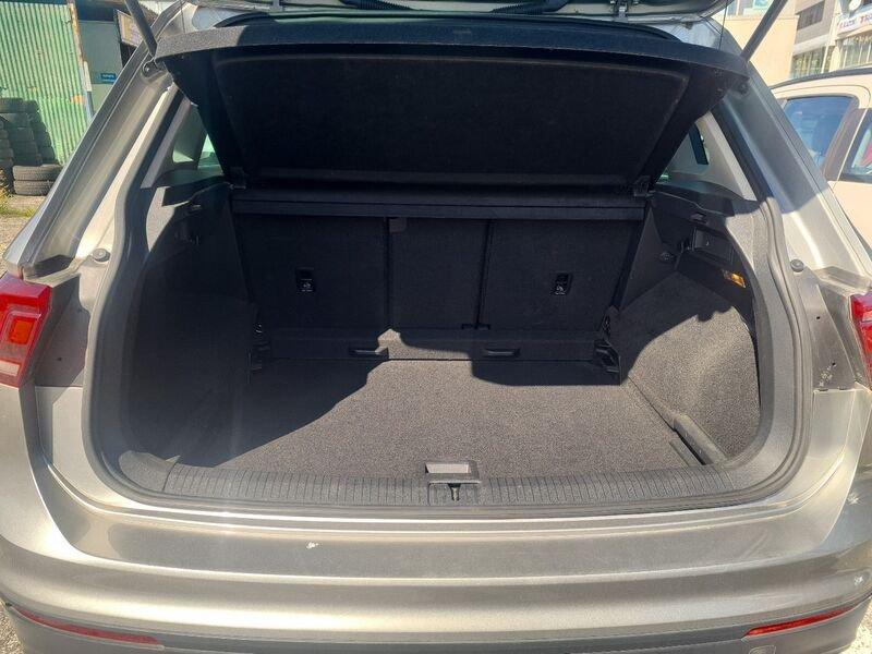 Volkswagen Tiguan Tiguan 2.0 TDI SCR DSG 4MOTION Business BMT