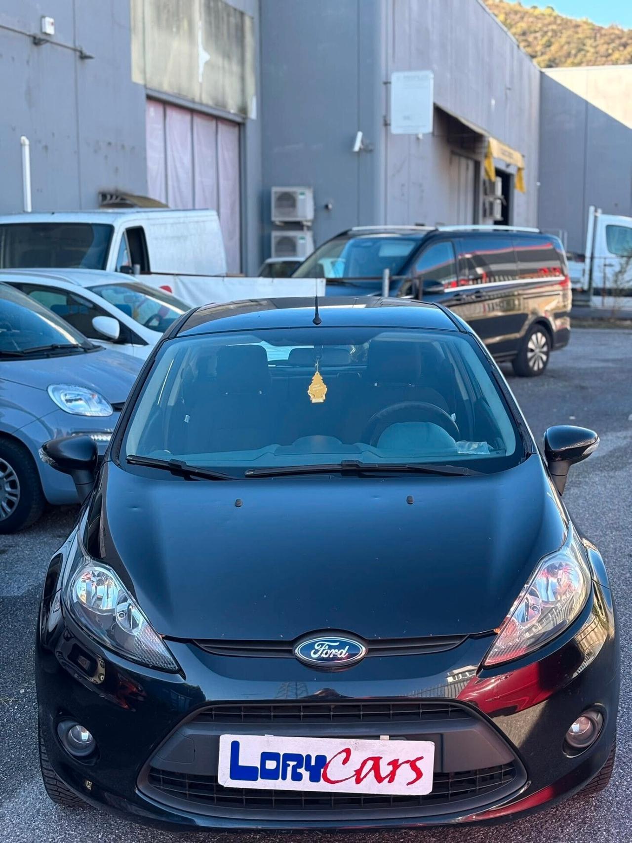 Ford Fiesta 1.4 5 porte Bz.- GPL Titanium NEOPATENTATI