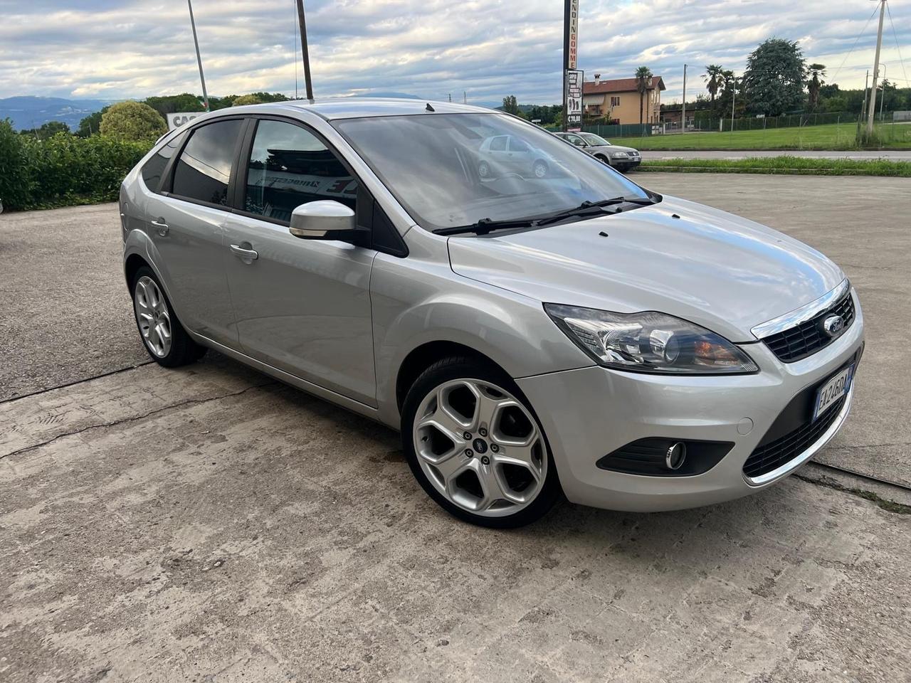 Ford Focus 1.6 TDCi (110CV) 5p. Tit. DPF