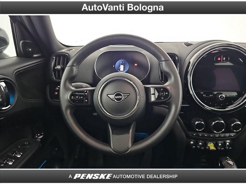 MINI Countryman Plug-In Hybrid Cooper S E Classic 4WD automatica