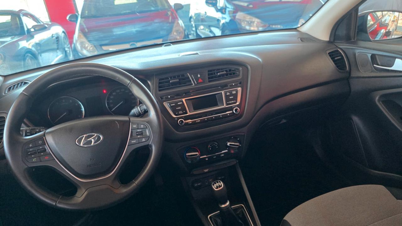Hyundai i20 1.2 84 CV 5 porte Style