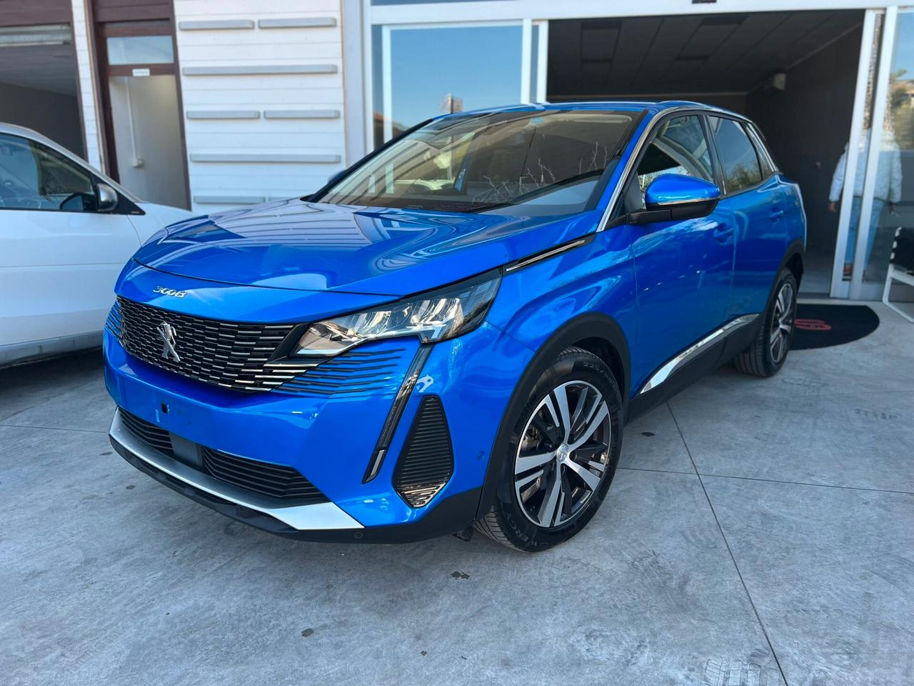 Peugeot 3008 BlueHDi 130 S&S EAT8 Allure