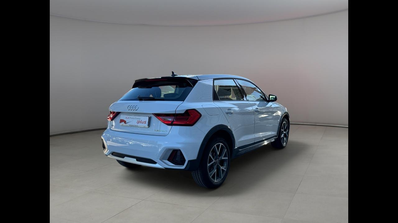 AUDI A1 II 2022 allstreet - A1 allstreet 30 1.0 tfsi Admired 110c