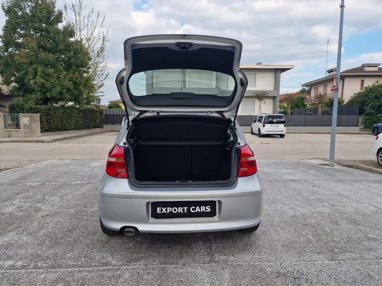 BMW Serie 1 118d 2.0 143CV Futura 5 porte – Anno 2011