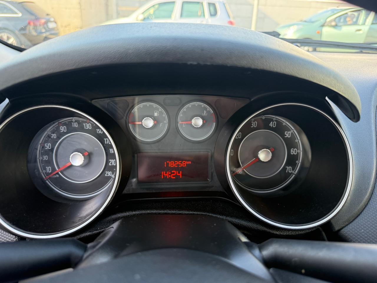 Fiat Punto 1.2 8V 5 porte Lounge