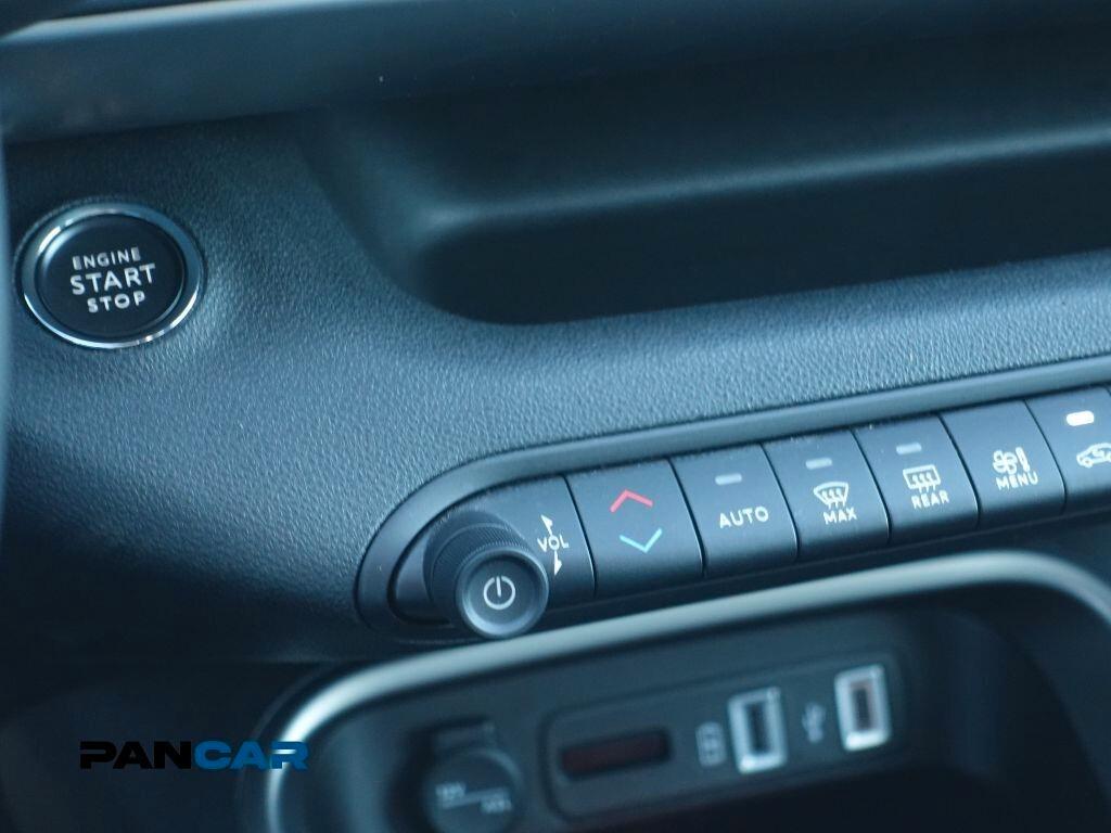 Jeep Avenger 1.2 Turbo 100 CV Summit