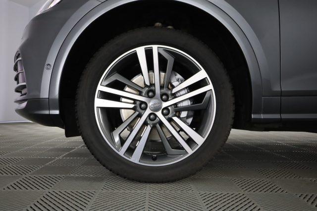 AUDI Q5 Q5 40 TDI quattro S tronic Business