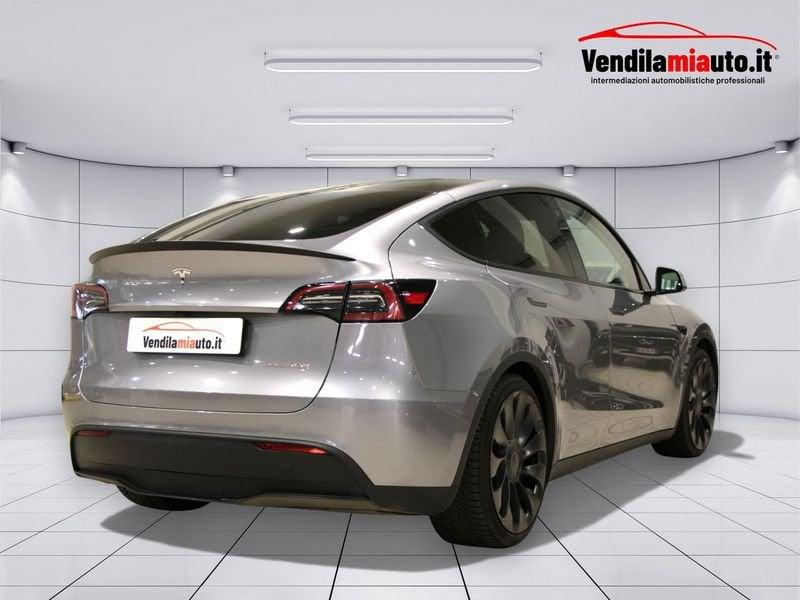 Tesla Model Y Model Y Performance AWD (presso la sede di Padova)