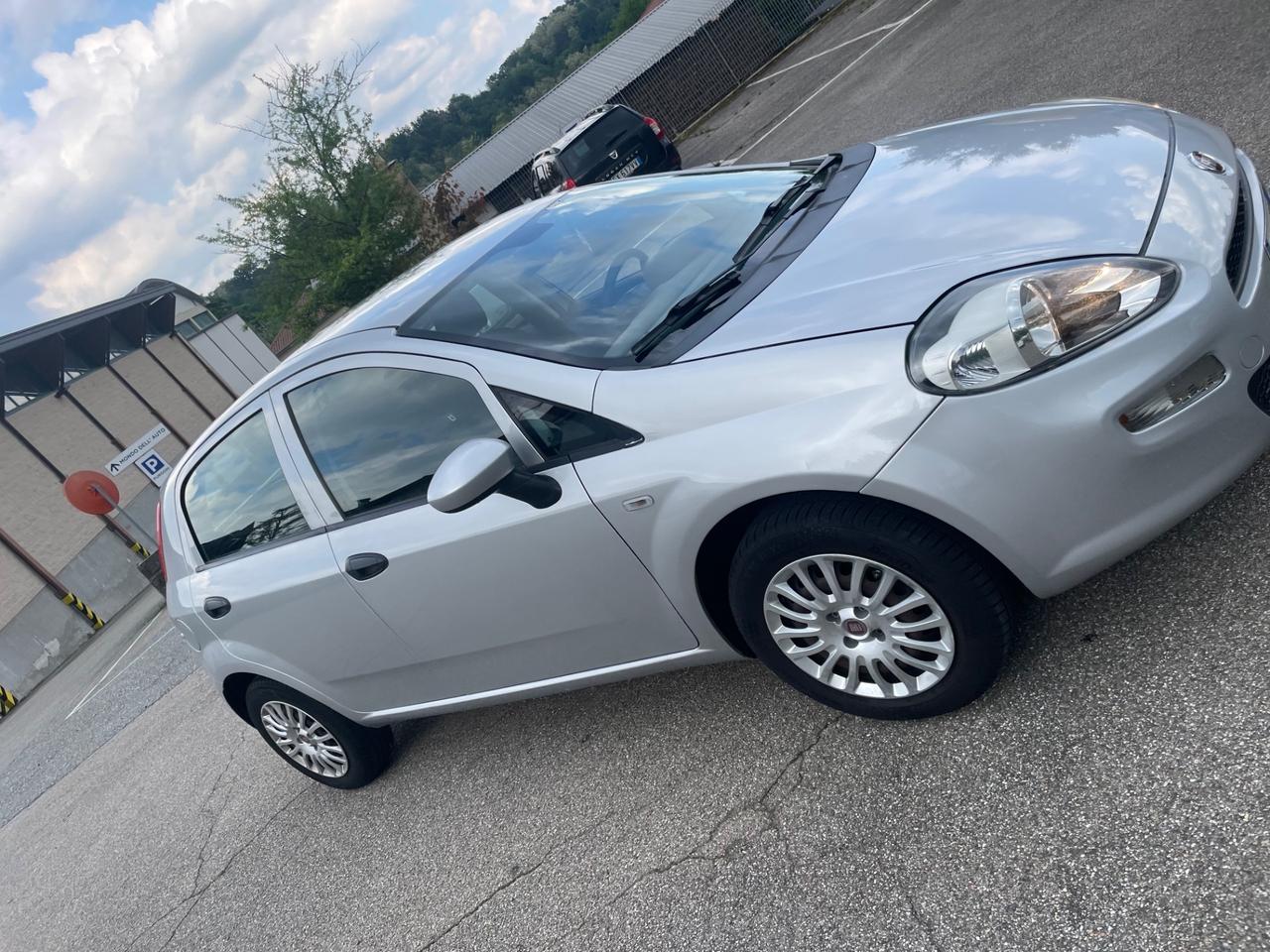 Fiat Punto 1.2 EURO 6b VA BENE PER NEOPT.