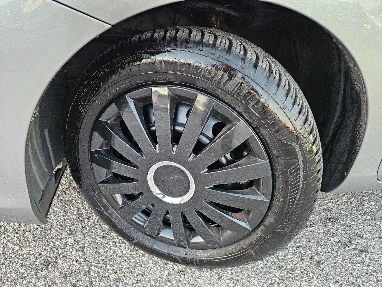 Toyota Auris 5 Porte Auris 1.2t Lounge