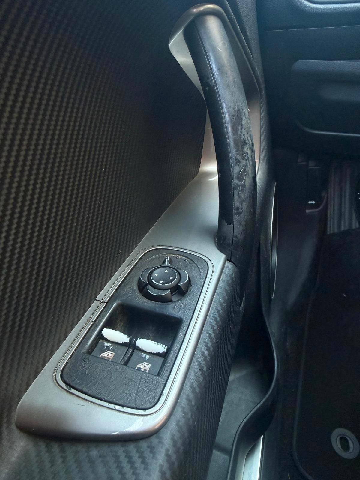 Alfa Romeo MiTo 1.4 T 120 CV GPL Distinctive Sport Pack