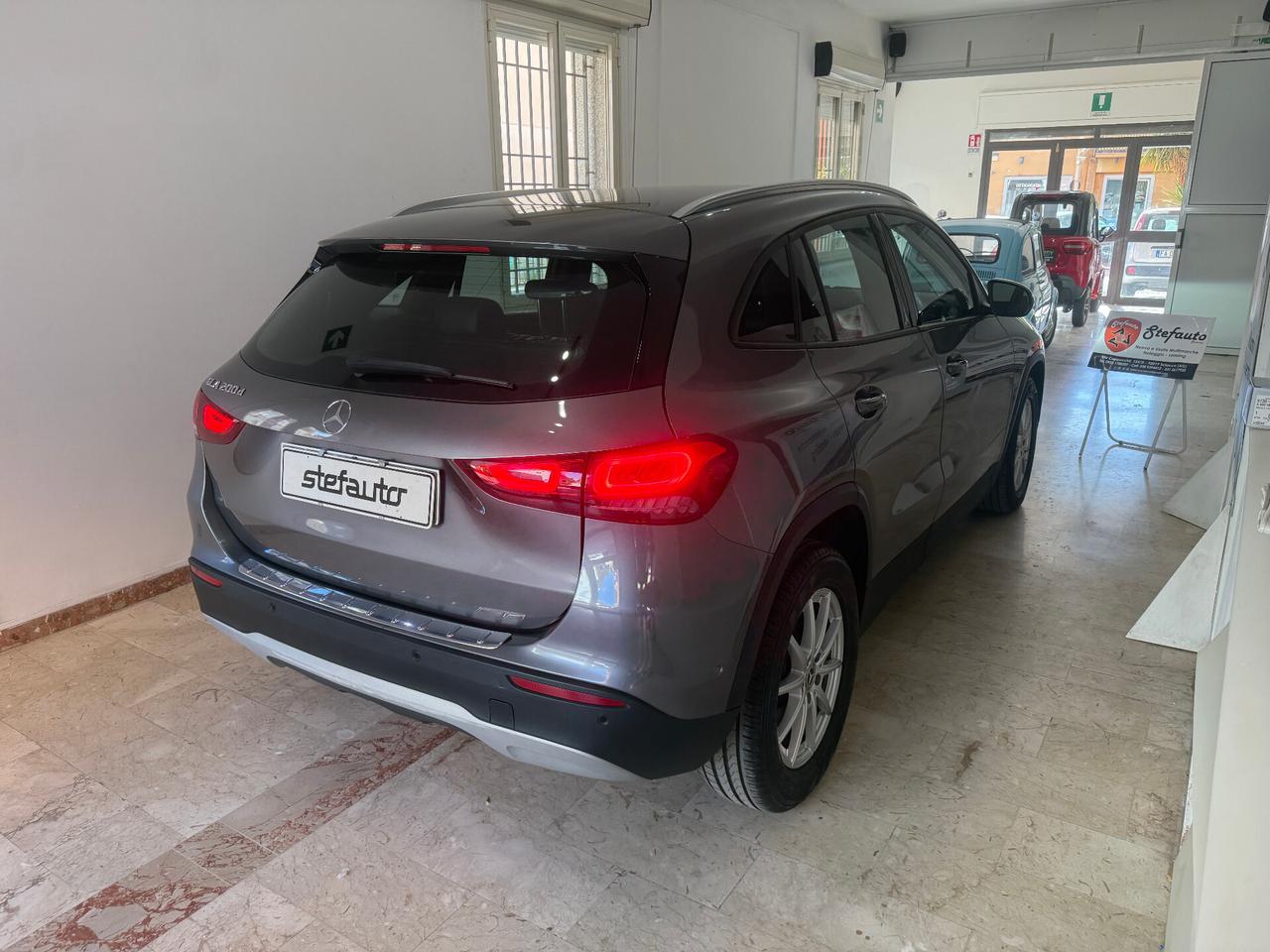 Mercedes-benz GLA 200d Automatic Business Extra