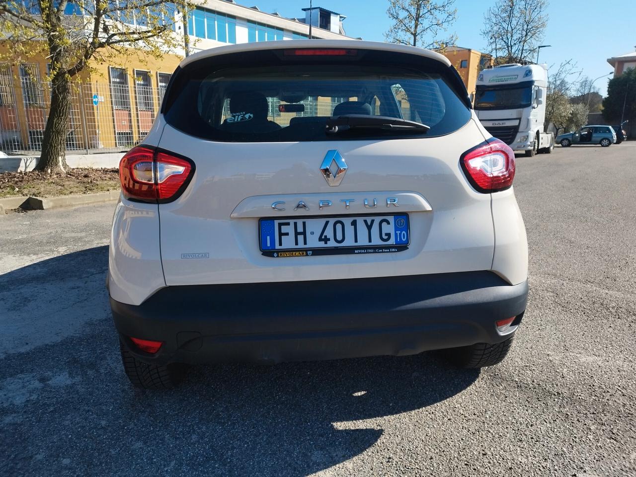 Renault Captur TCe 12V 90 CV - km 66900