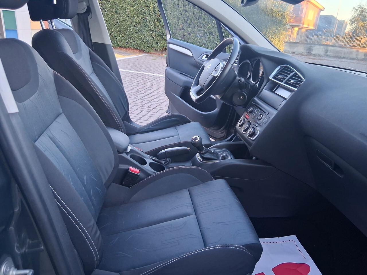 Citroen C4 1.4 VTi 95 Seduction..CELL 320 147 1147 WUATSAPP 3276540940