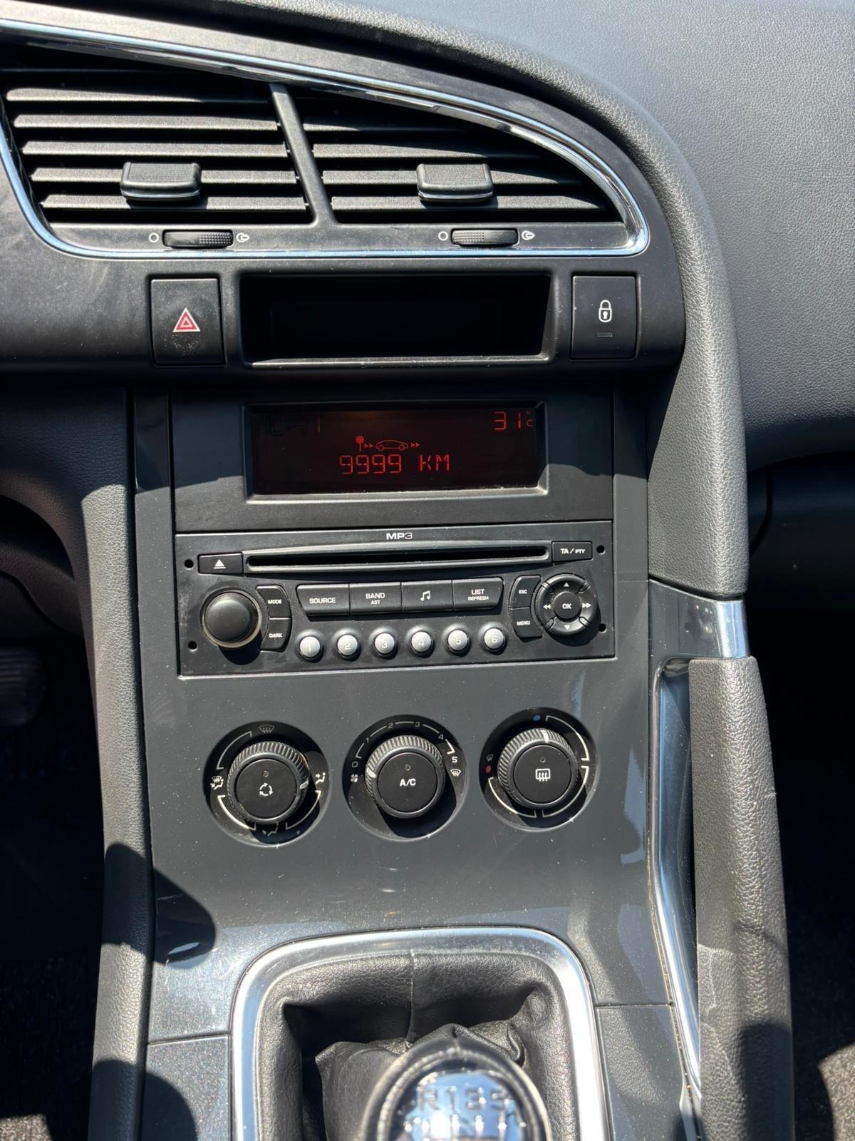 Peugeot 3008 1.6 HDi 110CV Tecno