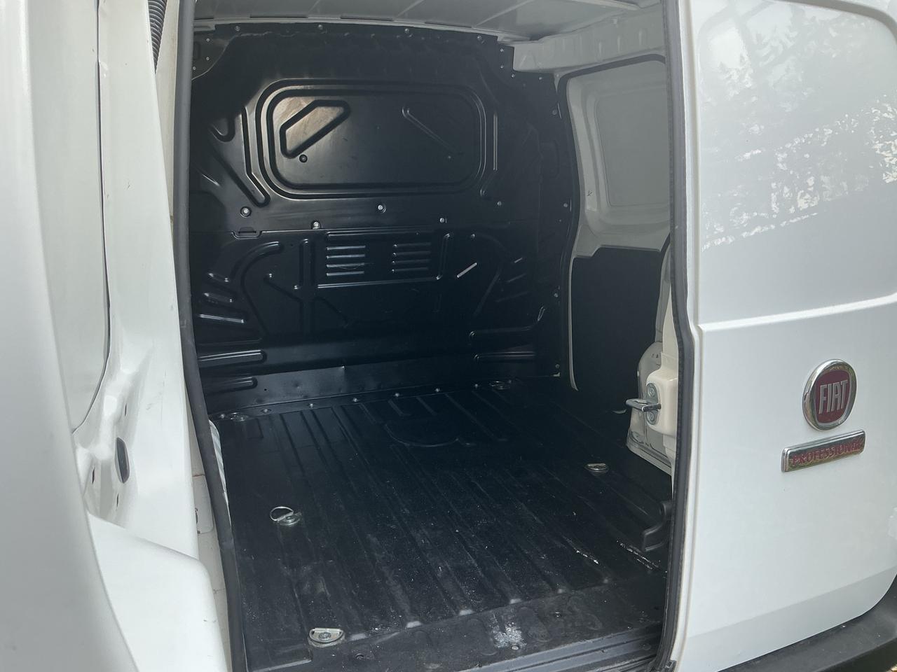 Fiat Fiorino 1.3 MJT 95CV Cargo SX -KM 48.000