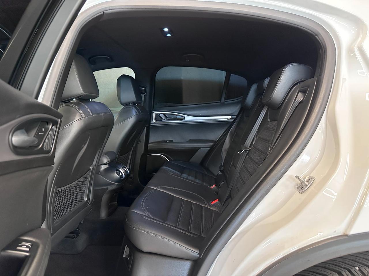 Alfa Romeo Stelvio 2.2 t Executive Q4 210cv auto my19