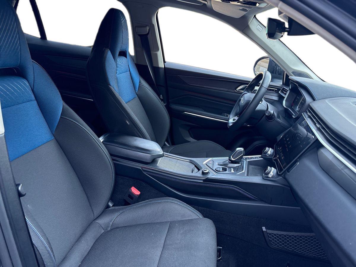 LYNK&CO 01 1.5 td phev auto