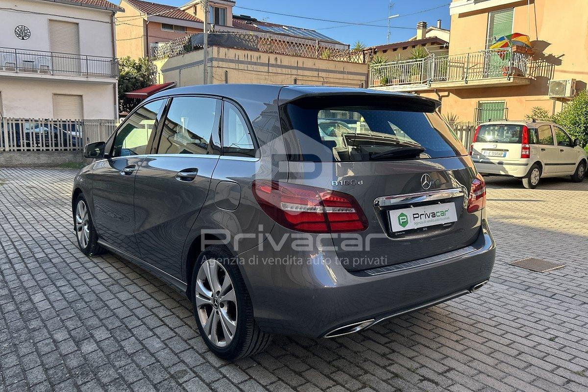 MERCEDES B 180 d Automatic Premium