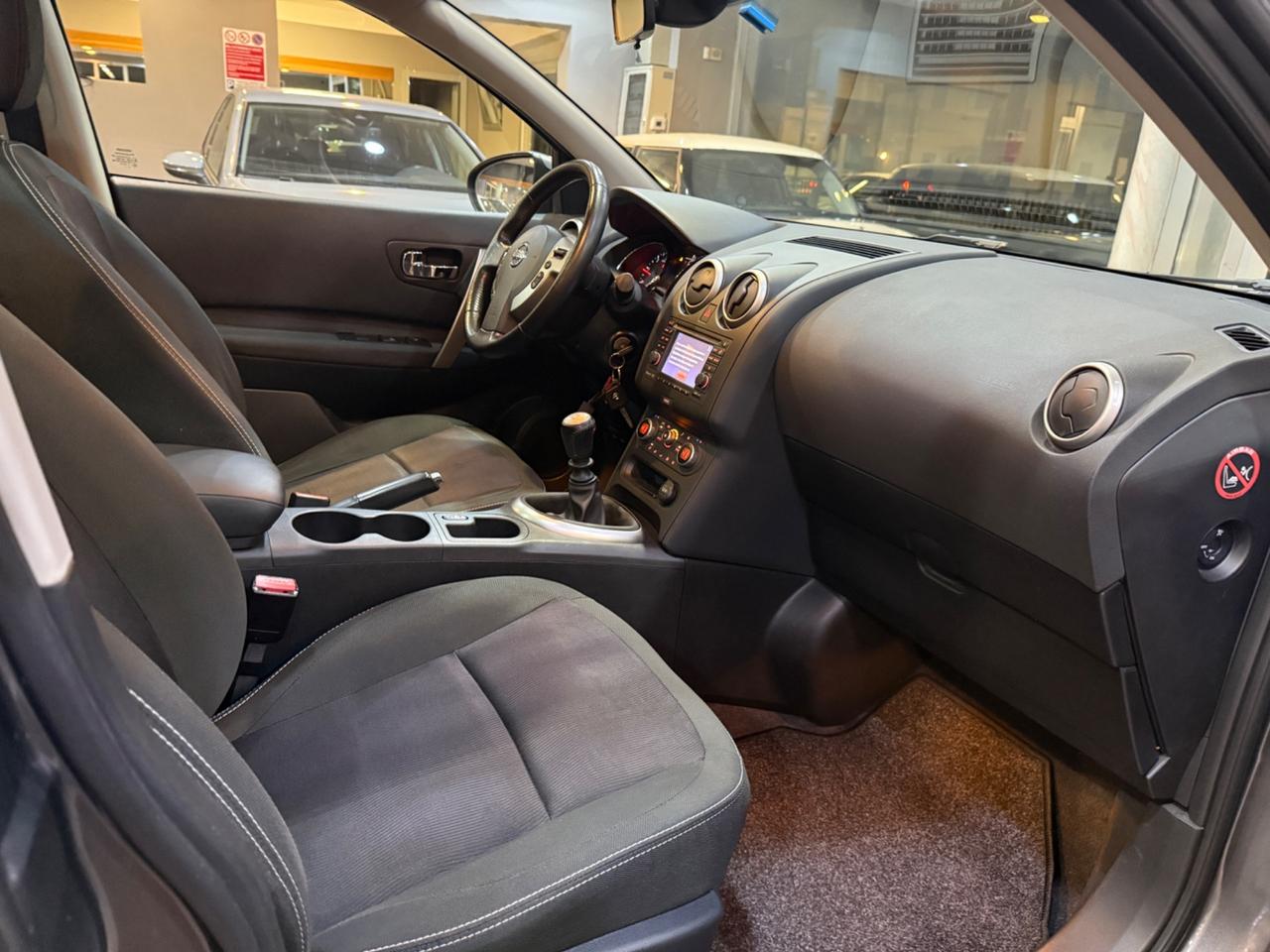 Nissan Qashqai 1.5 dci Visia TETTO PANORAMICO 122.000KM !!