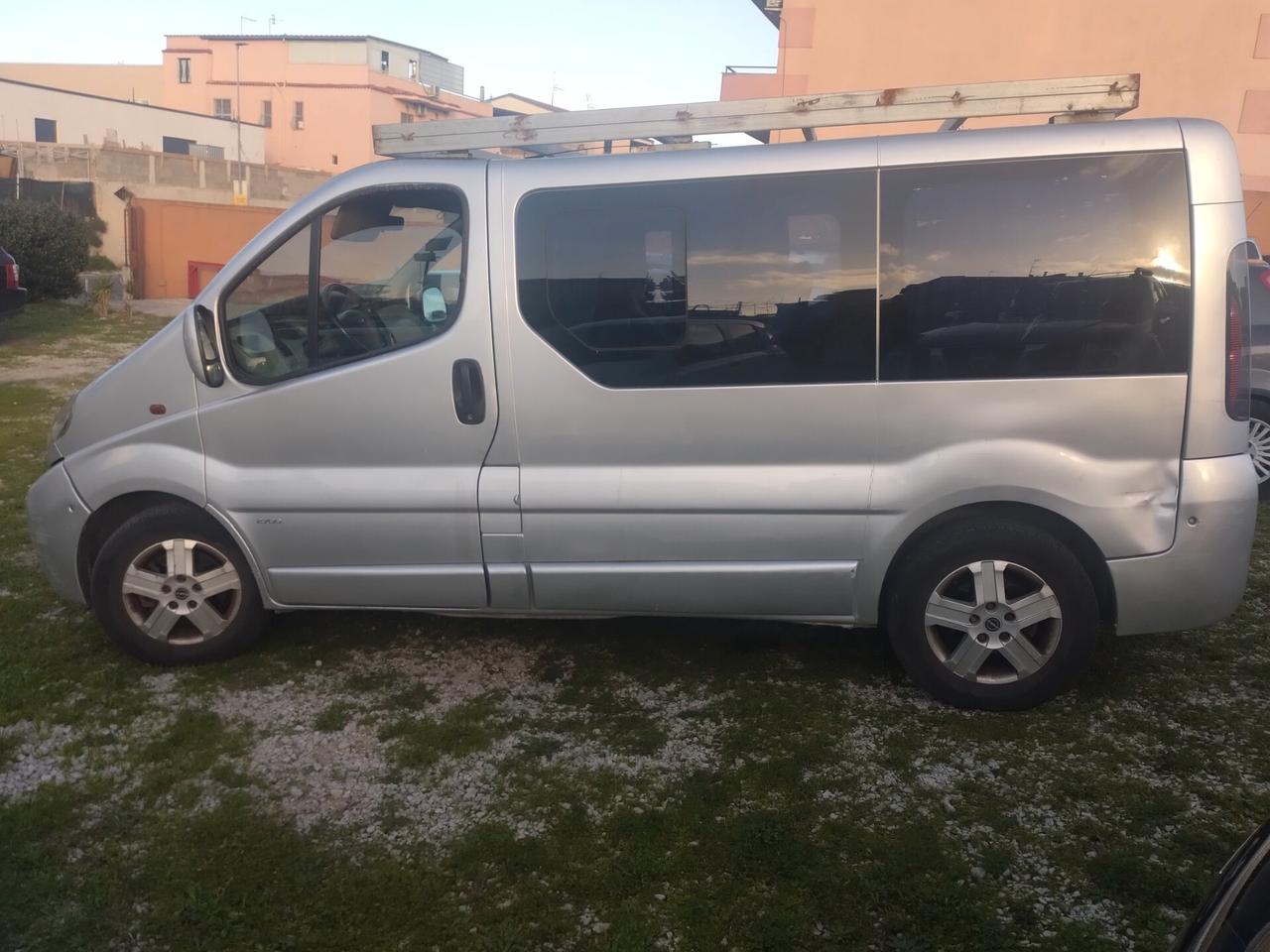 Opel Vivaro 29 1.9 CDTI/100CV PL-TN Combi