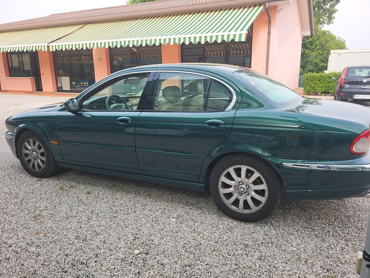 Jaguar X-Type 2.5 GPL ISCRITTA ASI quotata 8000