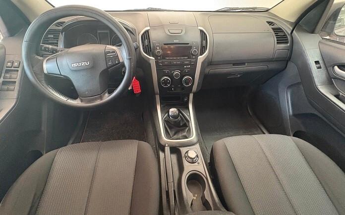 ISUZU D-MAX PICK-UP DOPPIA CABINA Posti5 Diesel 2.5 CV 163 Con Km 196.696 CANCIO TRAINO garanzia 12 mesi