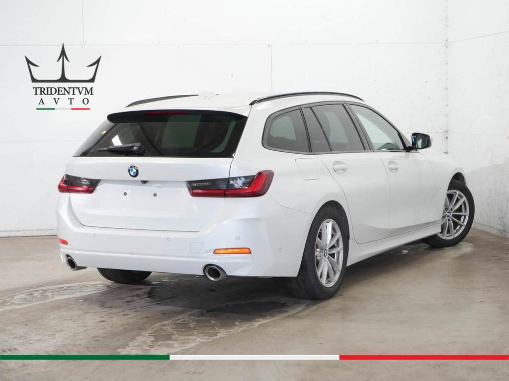 BMW Serie 3 320d Touring mhev 48V auto