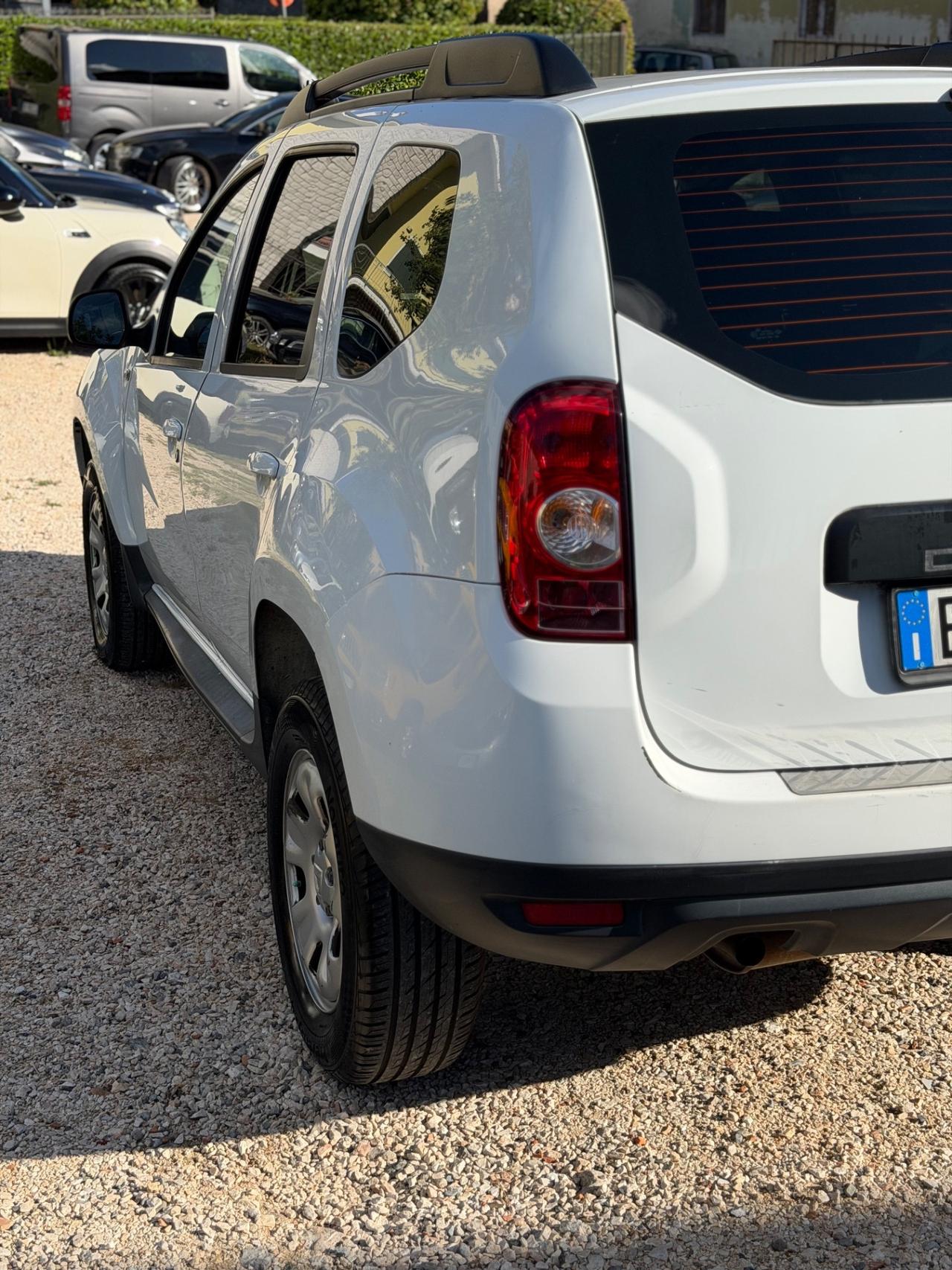 Dacia DUSTER 1.6 4x4 LAURÈATE KMCERT GARANZ